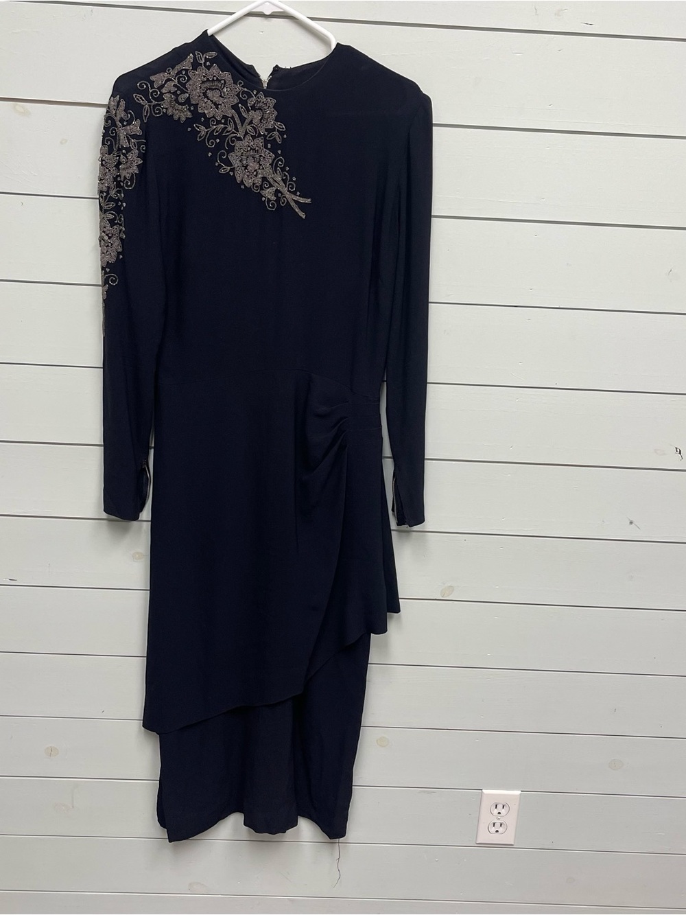 Black Long Sleeve Dress with‎ Metallic Embroidery
